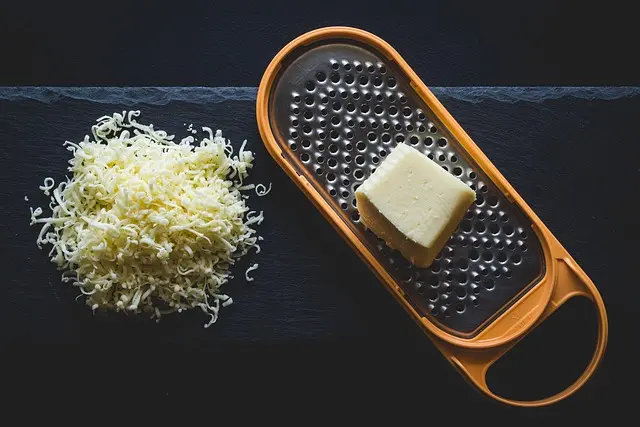 Pourquoi choisir un fromage artisanale : avantages et caractéristiques