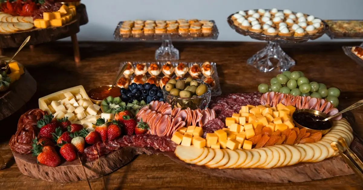 Les fromages au lait cru : bienfaits et risques à connaître
